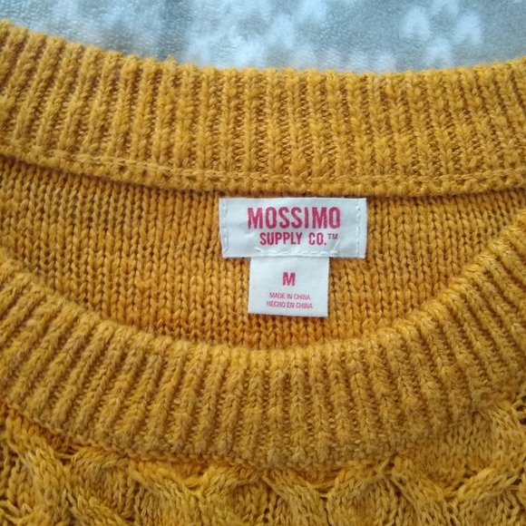 Mossimo Sweater - Picture 2 of 4